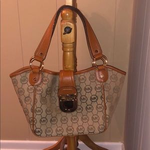 Authentic Michael Kors shoulder purse